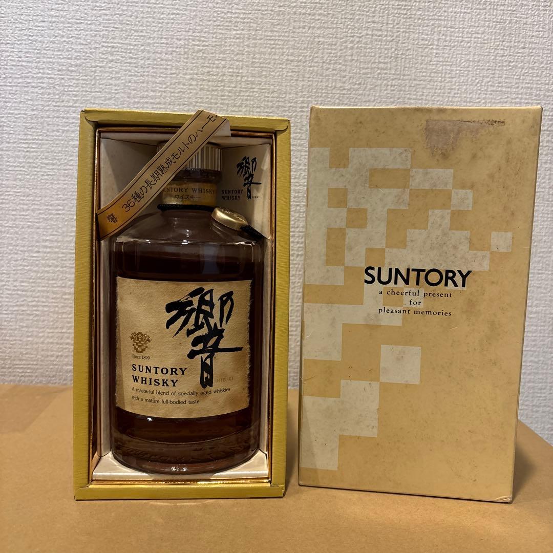 サントリーウイスキー響　裏ゴールドラベル　箱付き　未開封（26）