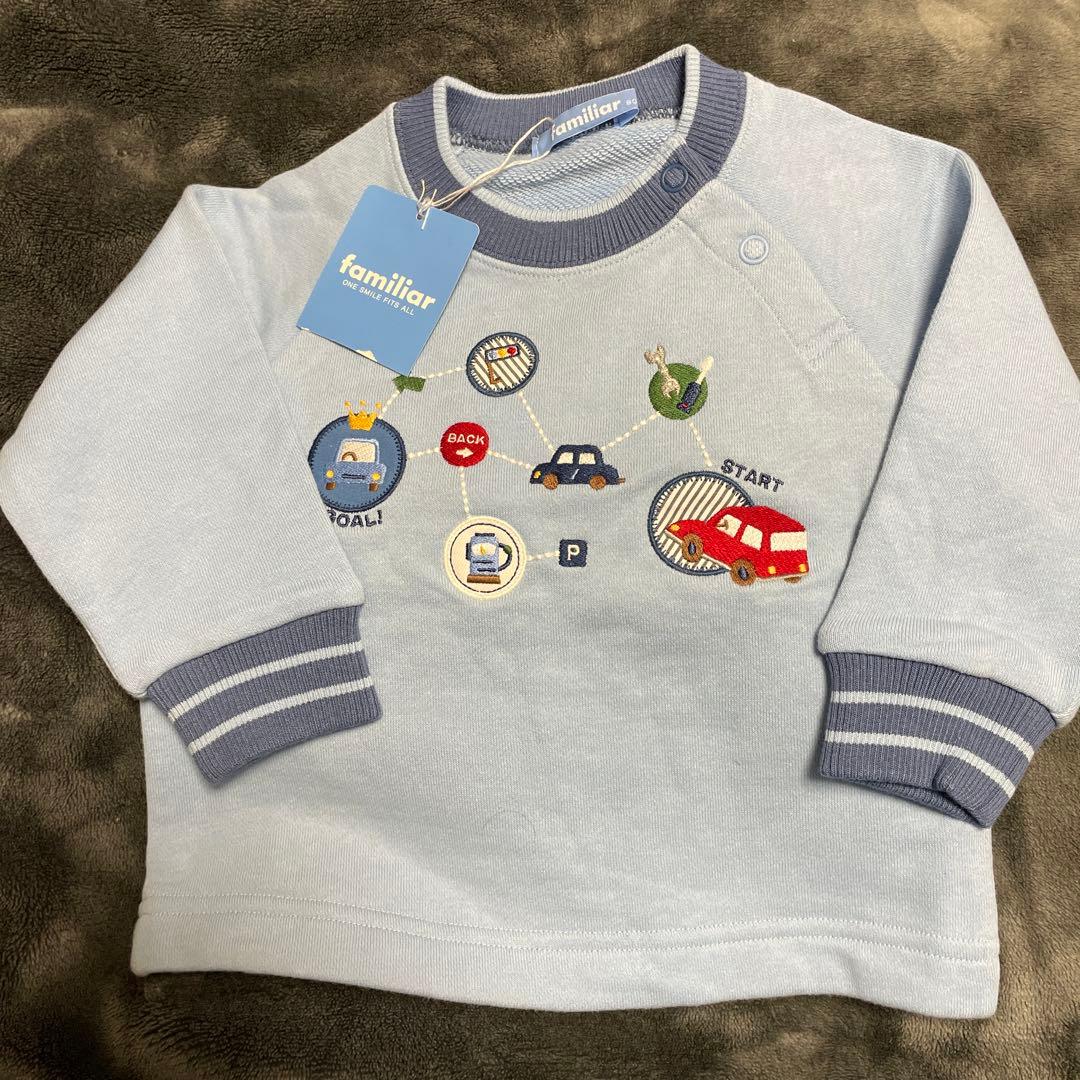 新品未使用familiarファミリア★車のワッペン刺繍の可愛いトレーナー★80