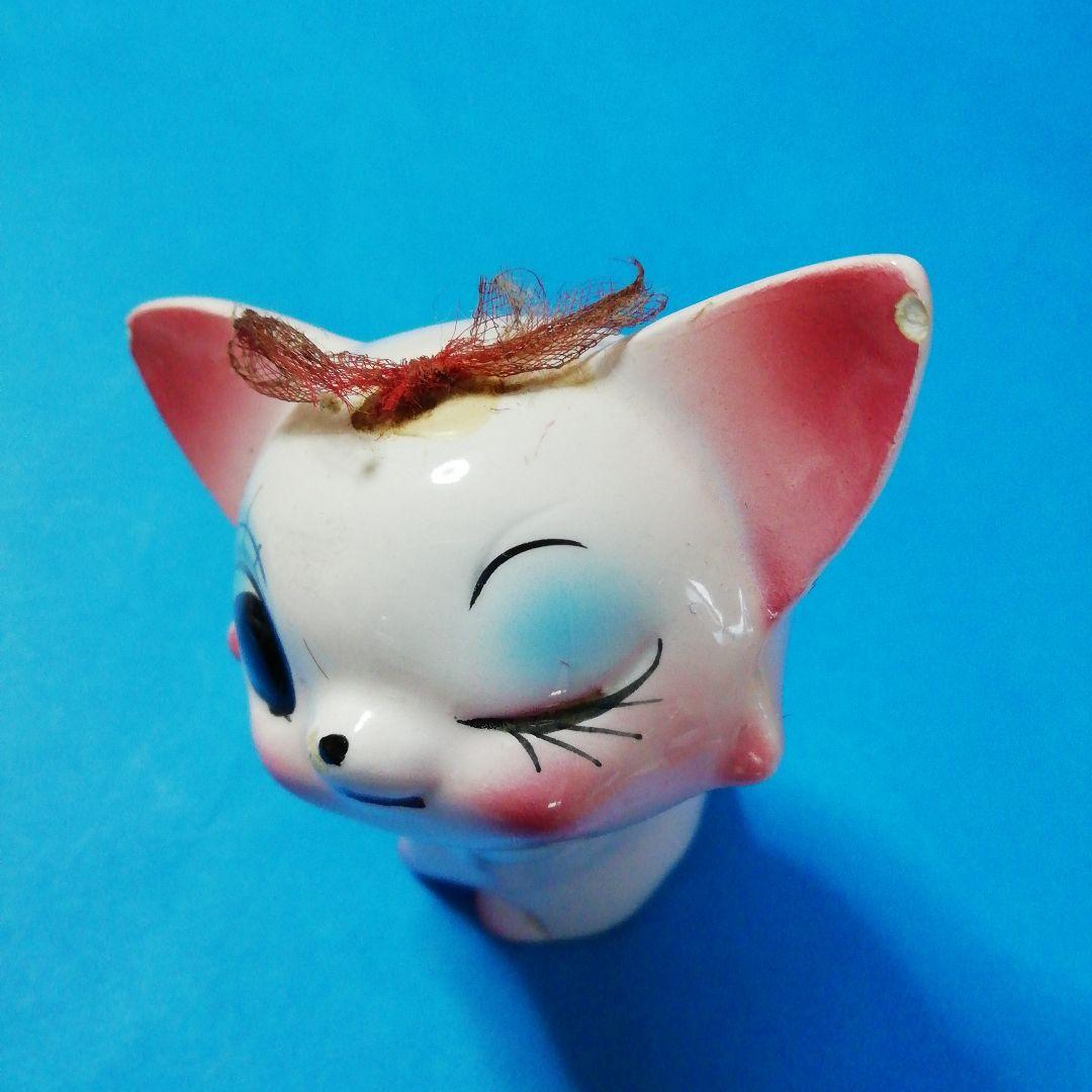 昭和レトロ　陶器の猫　ウインクするネコの人形　ルネ