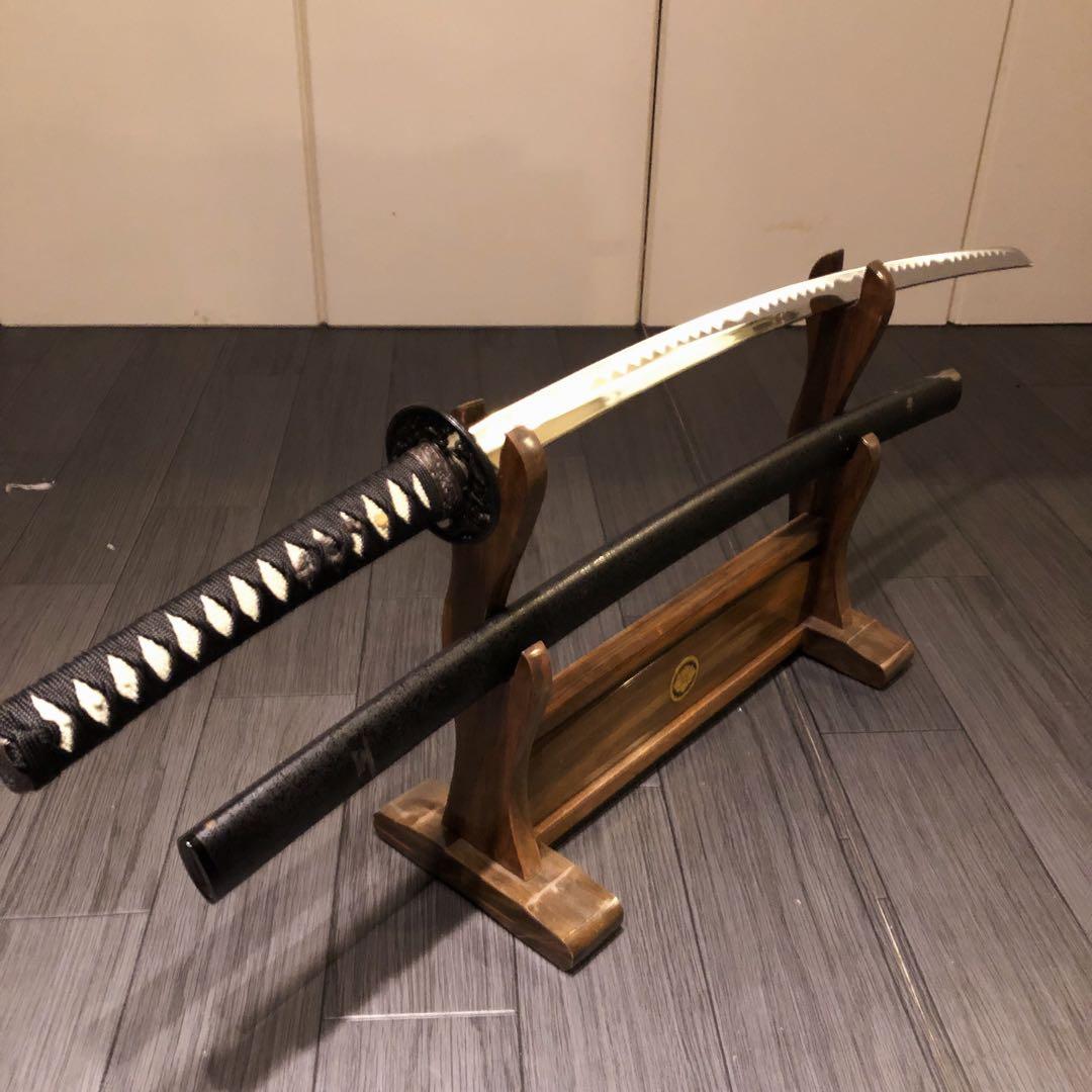 高級模造刀　優波紋　黒拵え　太刀　居合刀