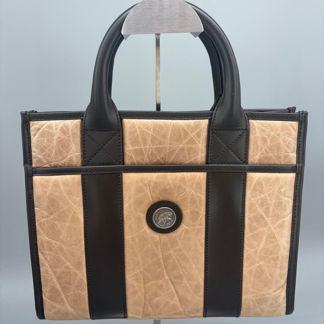 美品✨HUNTING WORLD バチューレザー ハンドバッグ