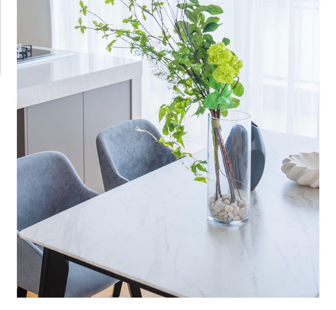 値下げ。1月19日まで。メラミン素材のダイニングテーブル　状態は良好！