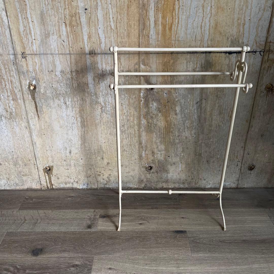 アイアンハンガーラック　タオルハンガー　ヴィンテージ　クラシック　アンティーク