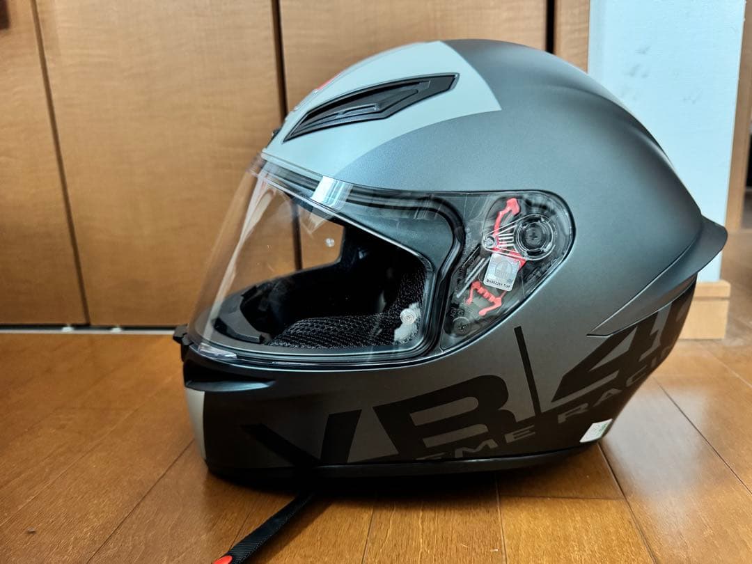 【おとお】最終値下げAGV VR46 フルフェイスヘルメット マットグレー