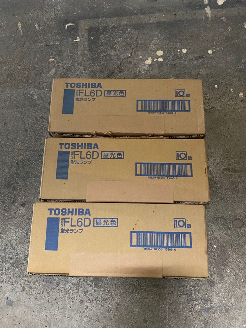 【新品未使用品】TOSHIBA 蛍光ランプF6D 昼光色　30本セット 6ワット