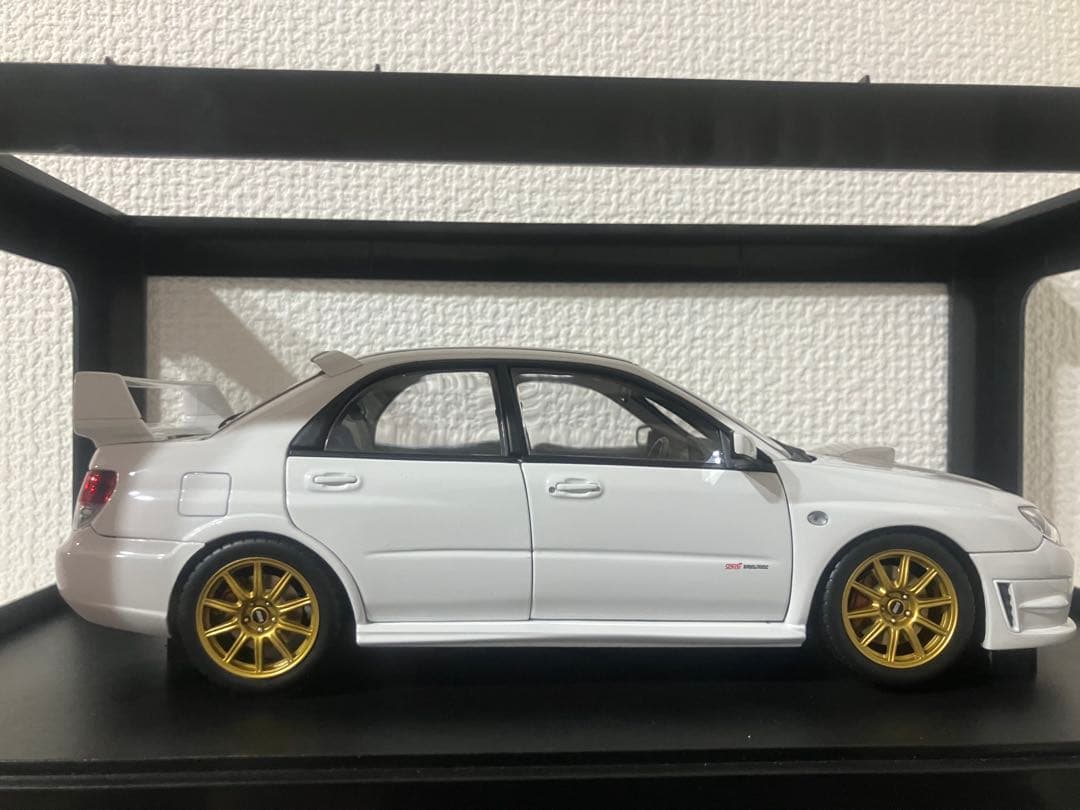 1/18 オートアート スバル インプレッサ WRX STI 2006