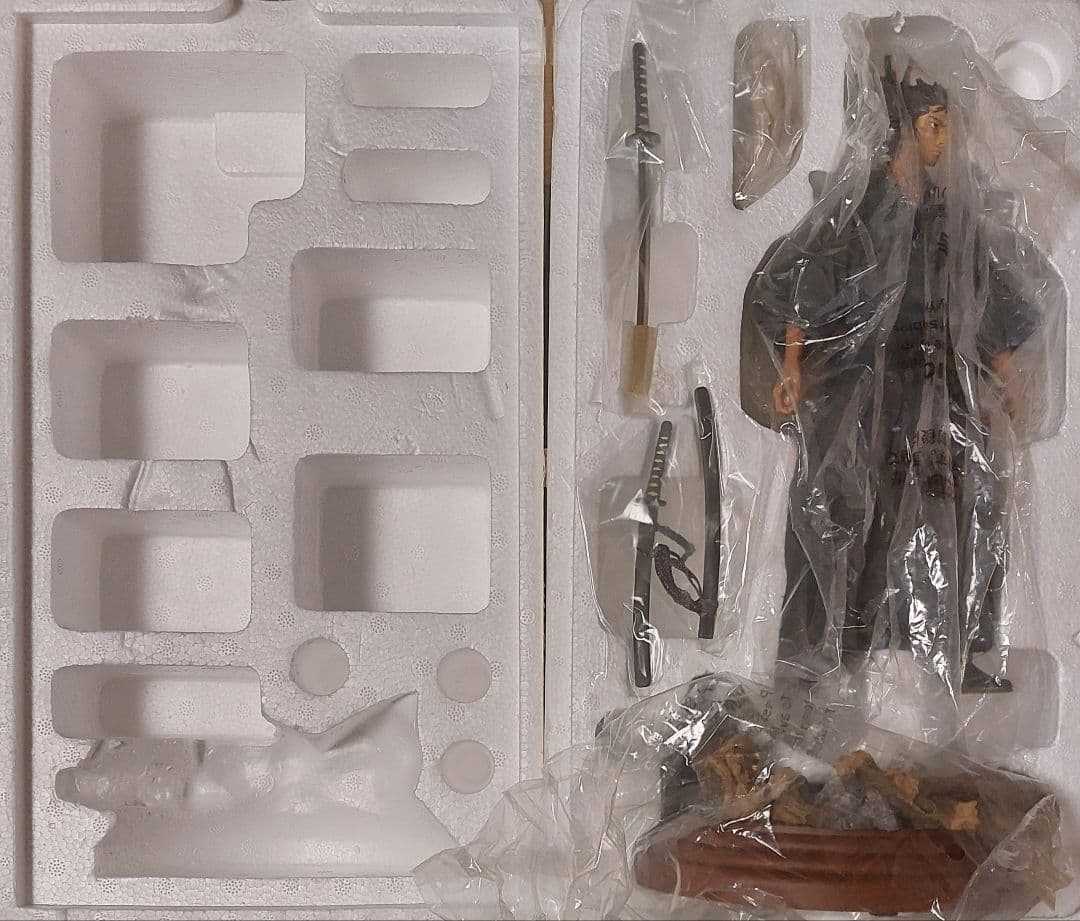 バガボンド　フィギュア　宮本武蔵　井上雄彦