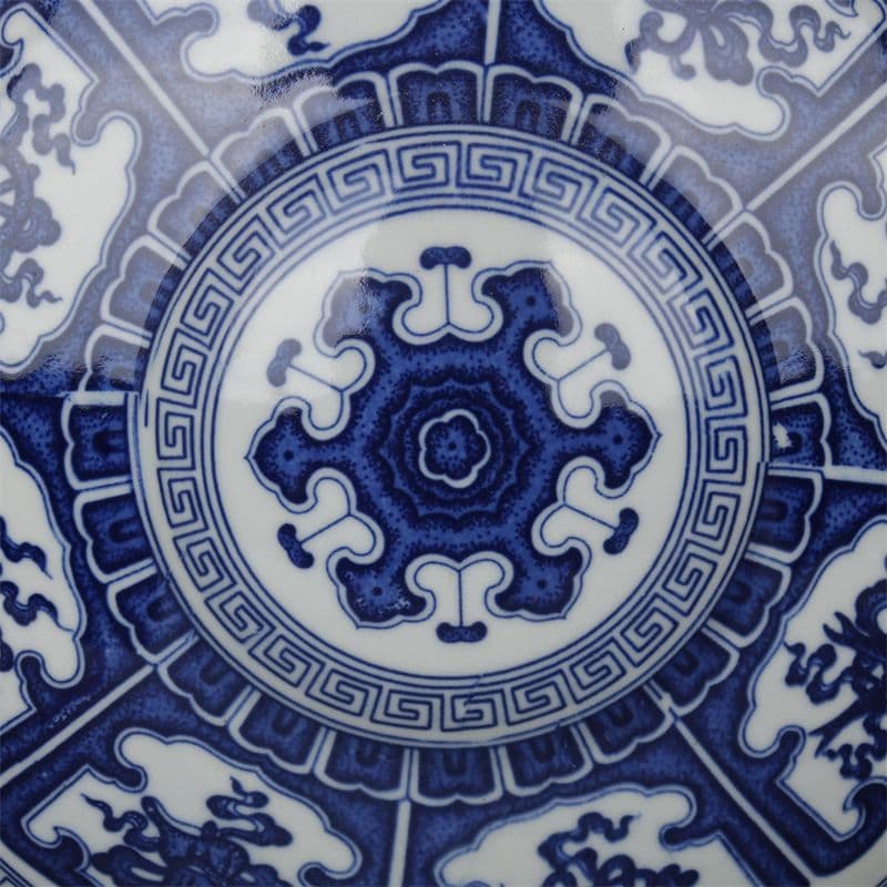 景徳鎮 陶磁器 青花八宝抱月瓶 装飾品 工芸品 置物