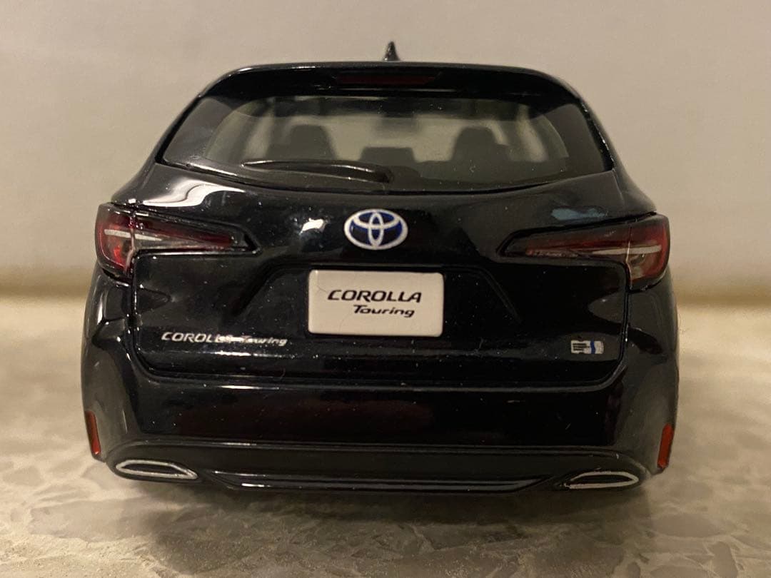 非売品 トヨタ カローラツーリング カラーサンプル 1/30 〈220〉