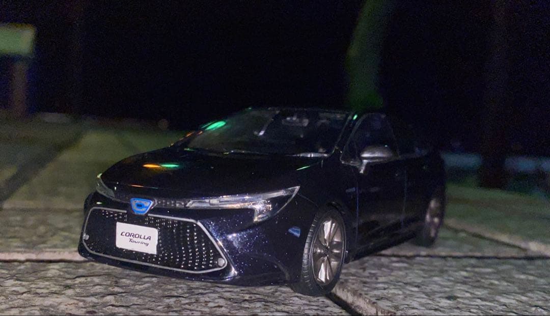 非売品 トヨタ カローラツーリング カラーサンプル 1/30 〈220〉