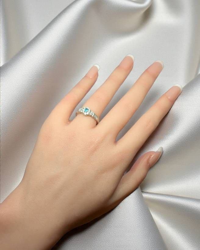 パライバトルマリン　Pt900　中央宝石研究所　プラチナ　リング