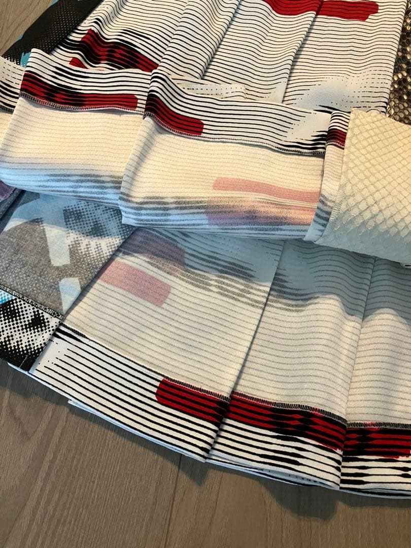 【PRADA】プリーツスカート 異素材ミックス／ランウェイコレクション