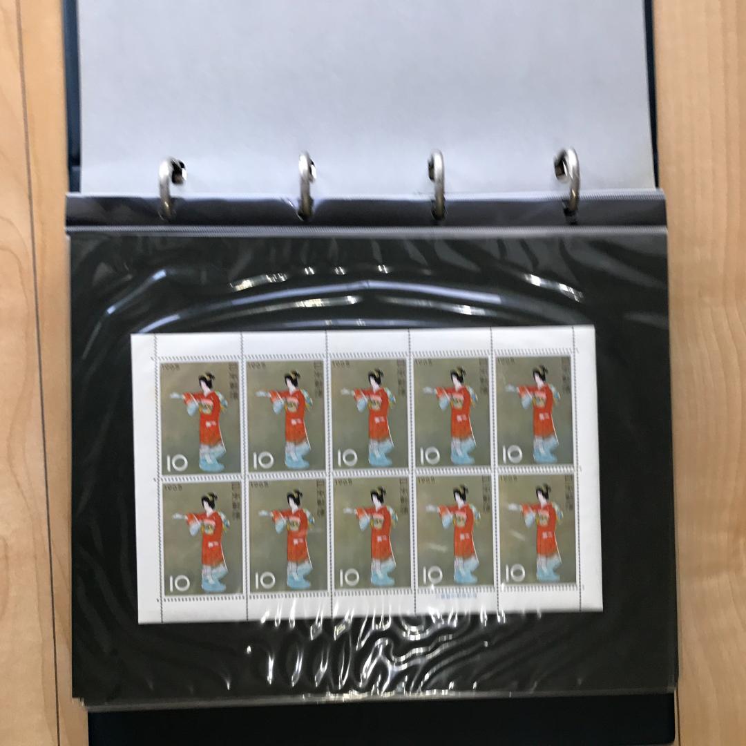 高級シートブック付　記念切手多数