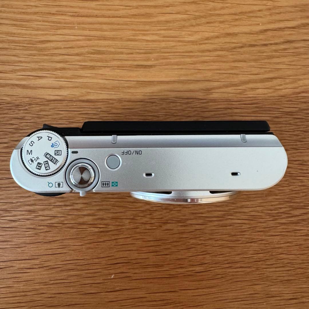 【美品】CASIO EXILIM EX-ZR1800