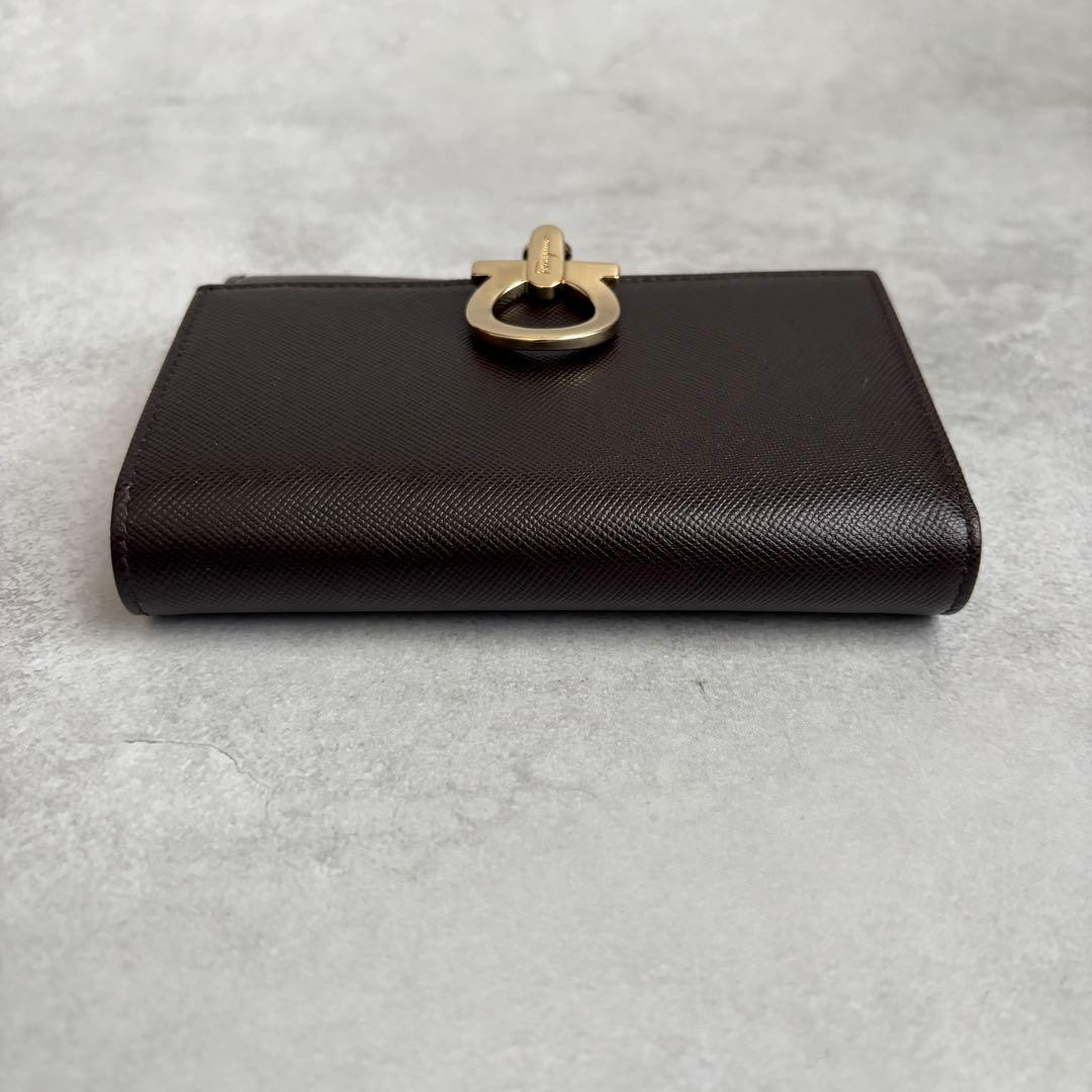 お値下げ済み【未使用級】Salvatore Ferragamo 三つ折り財布