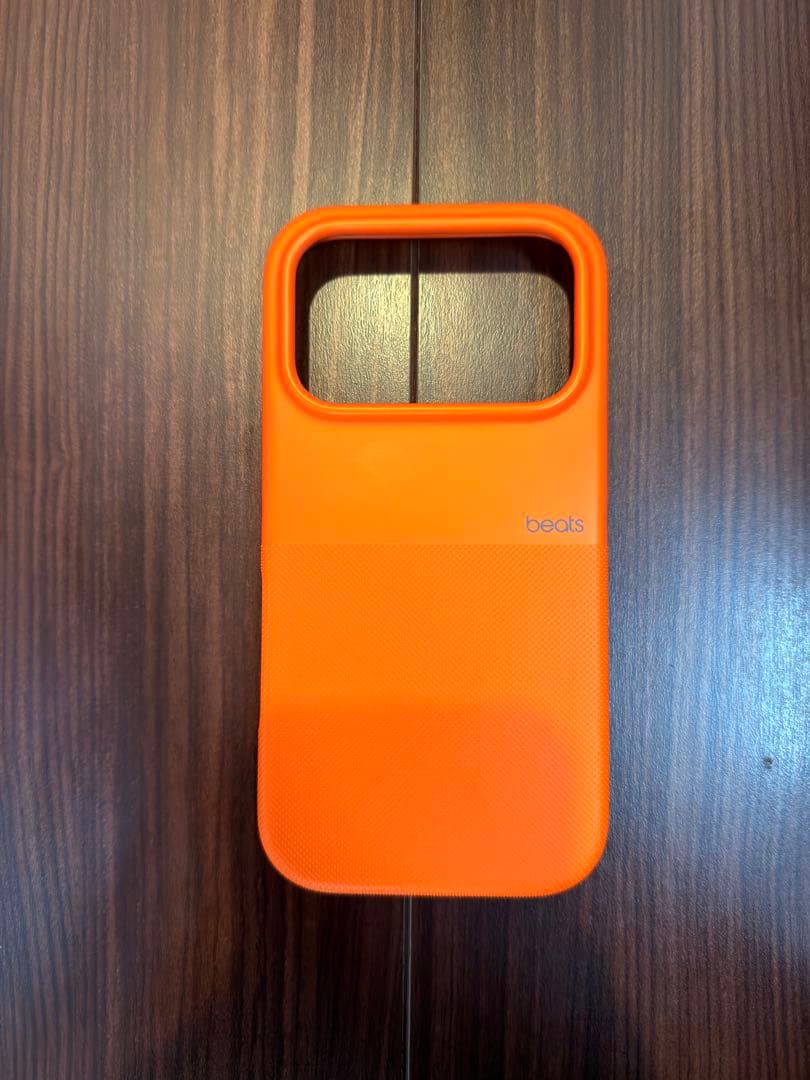 Beats iPhoneケース オレンジ