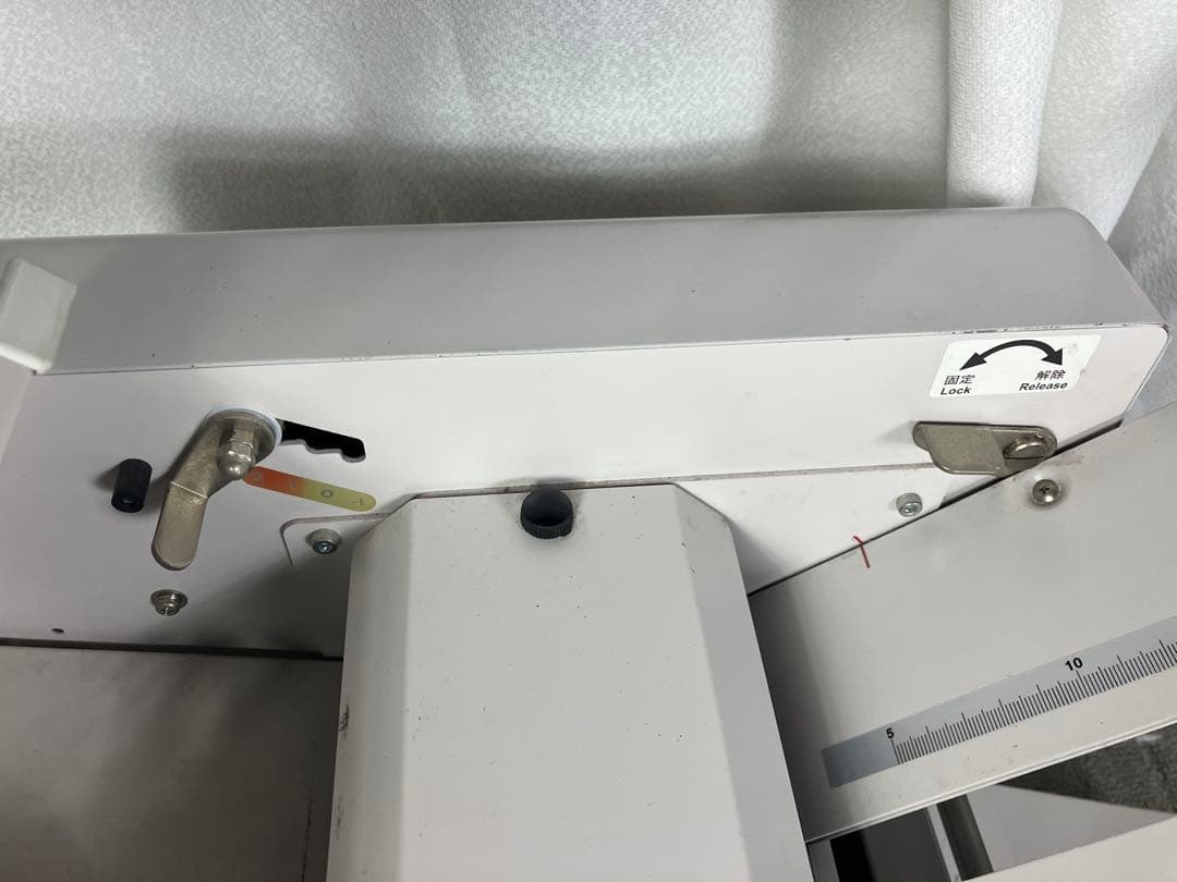 最終値下げ　NIPPO 紙折機 NP270 業務用 オフィス用 自動紙折り機