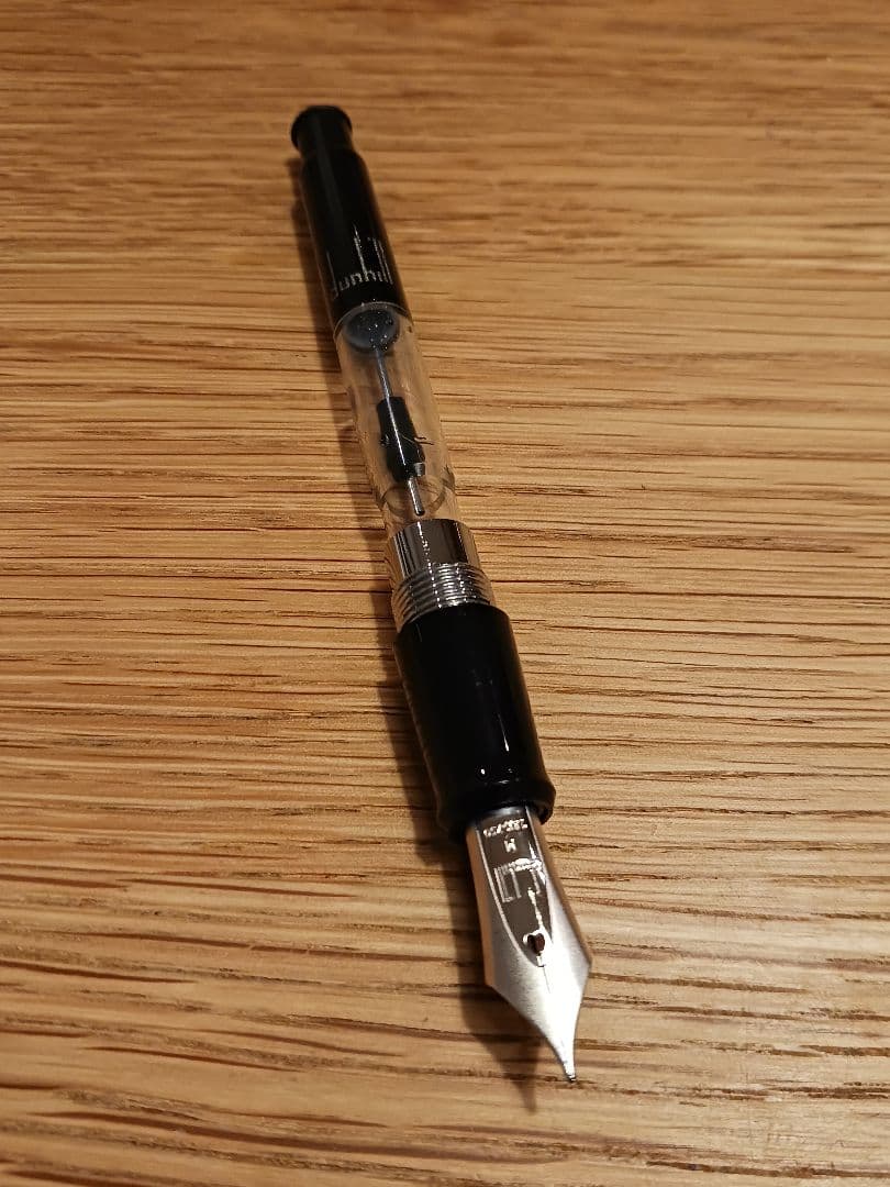 A.DUNHILL ダンヒル 万年筆 AD2000 ライン M　18k750