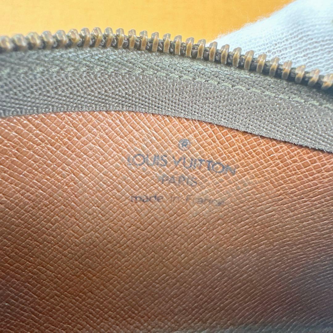 ルイヴィトン　モノグラム　キーケース　ポシェットクレ　社外補修品