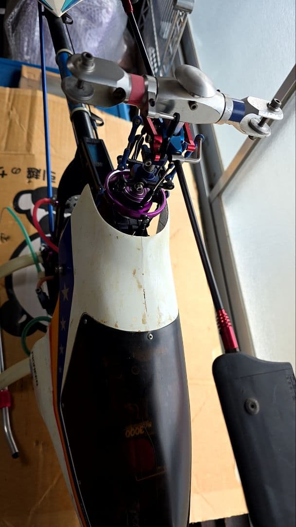 ヒロボーシャトル30 RCヘリ