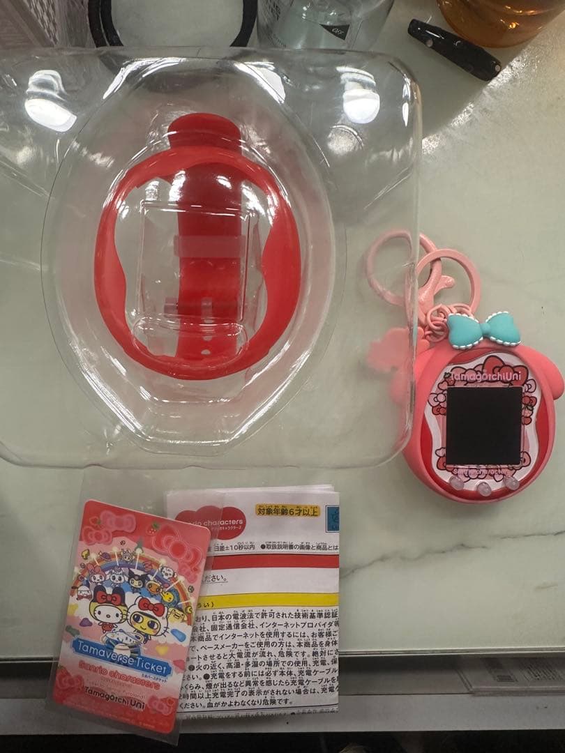 tamagotchiUni サンリオキャラクターズ ピンク