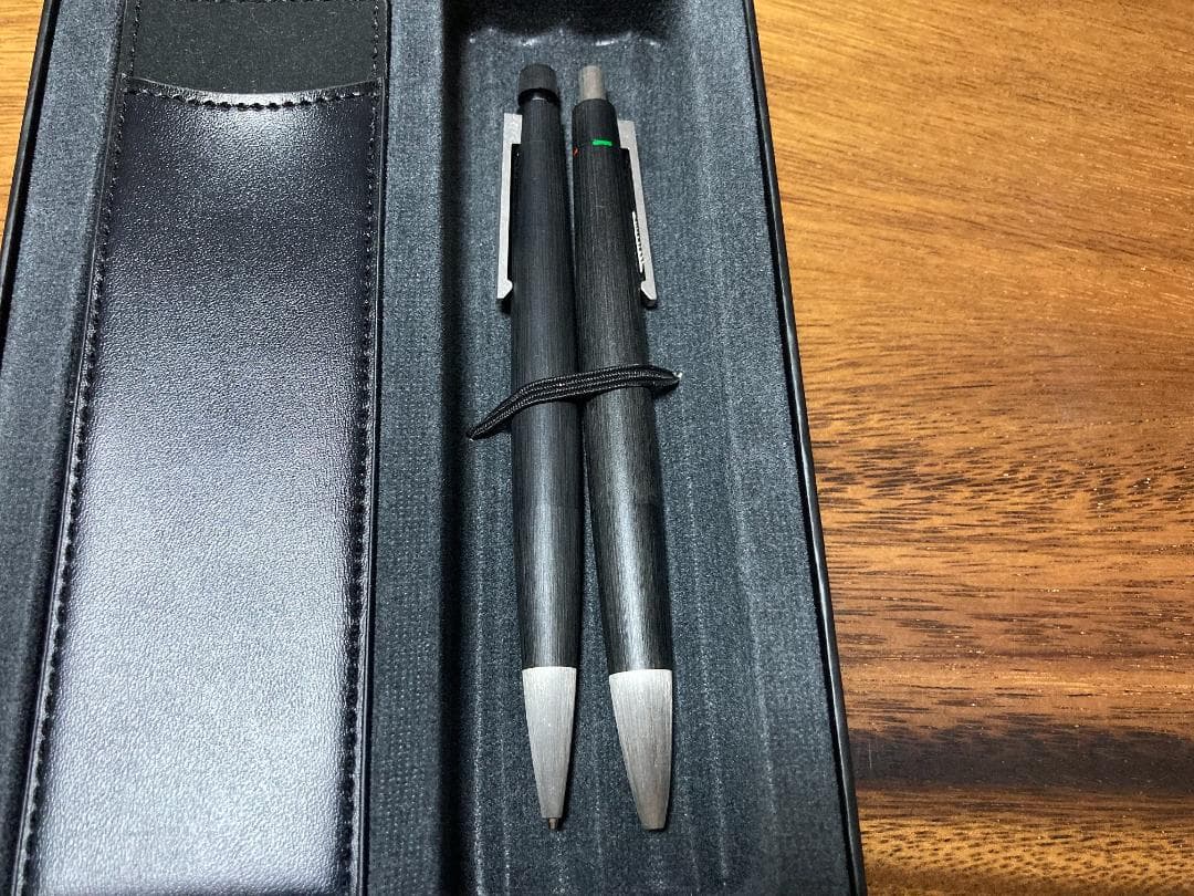 さと。ラミー2000 4色ボールペン シャープペン レザーケース付き