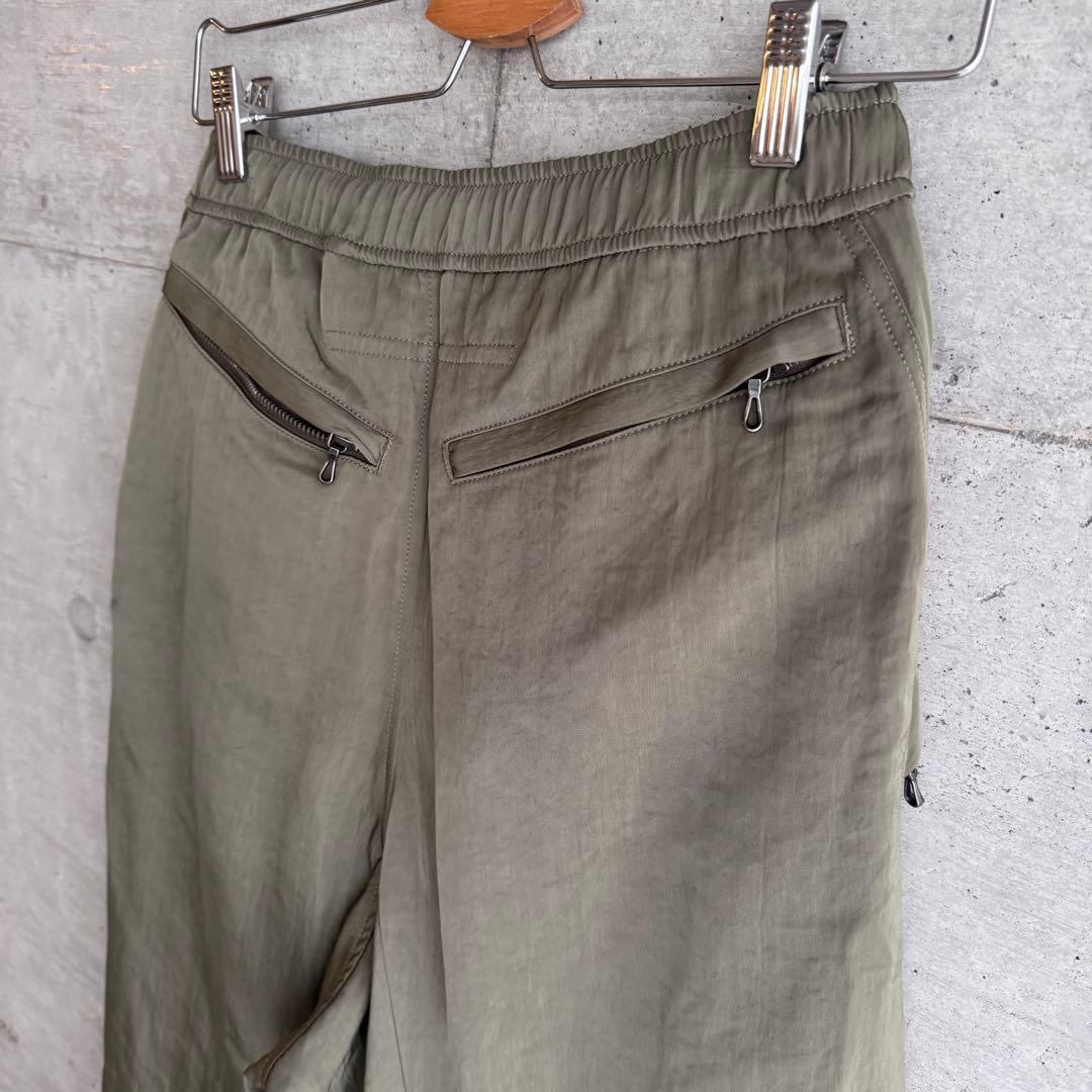 美品 ユリウス カーキ ミリタリー ワイドパンツ ナイロンパンツ サルエルパンツ