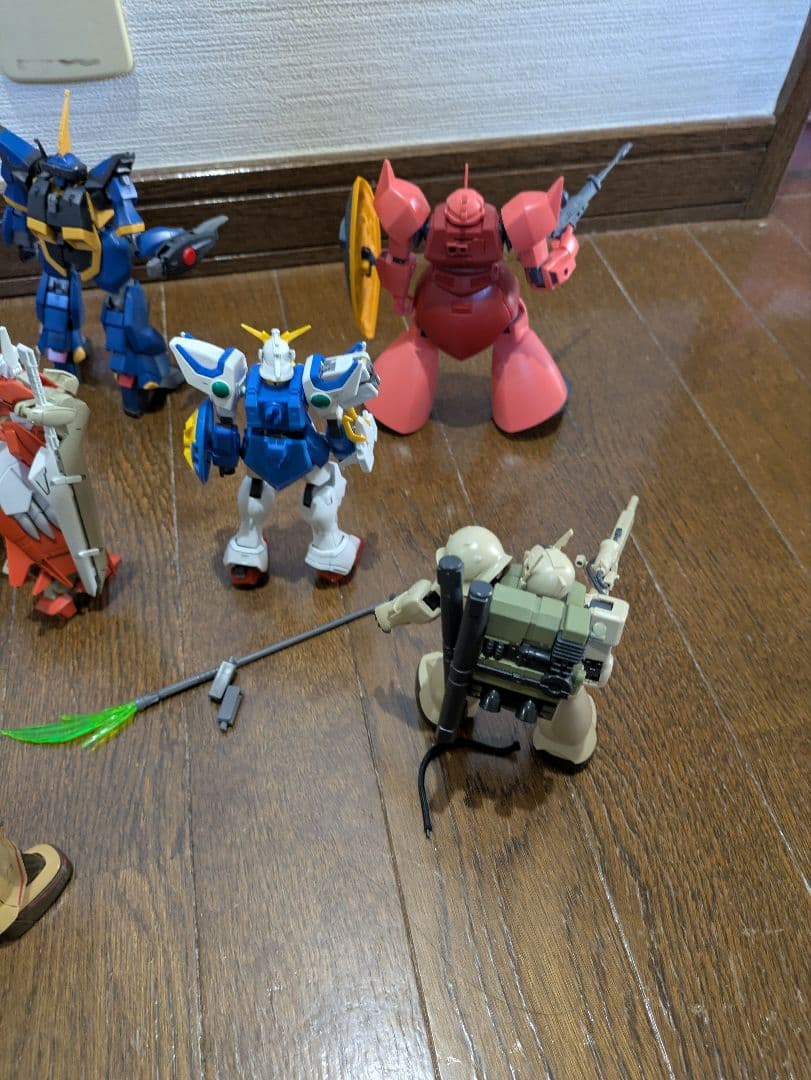 プラモデル ガンダム　ガンプラ　HG 他　ジャンク　武器　完成品　まとめ売り