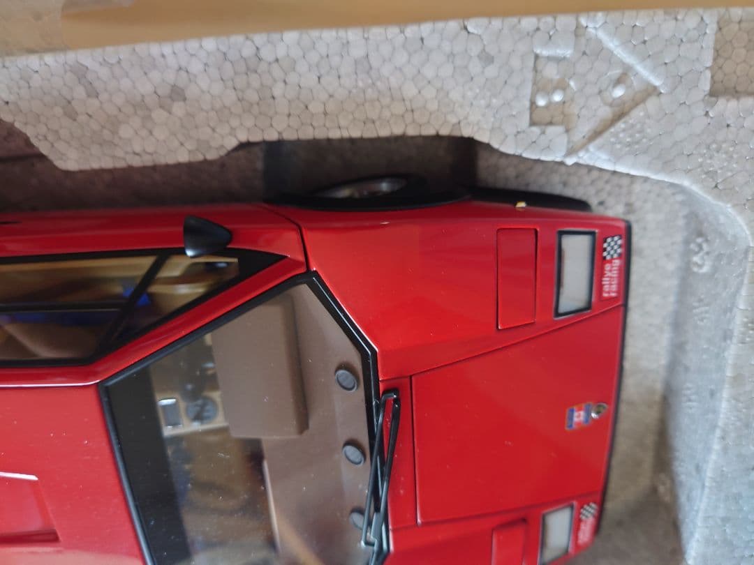 バ*ー様 AUTOart 1/18 ランボルギーニ カウンタック ウォルターウル