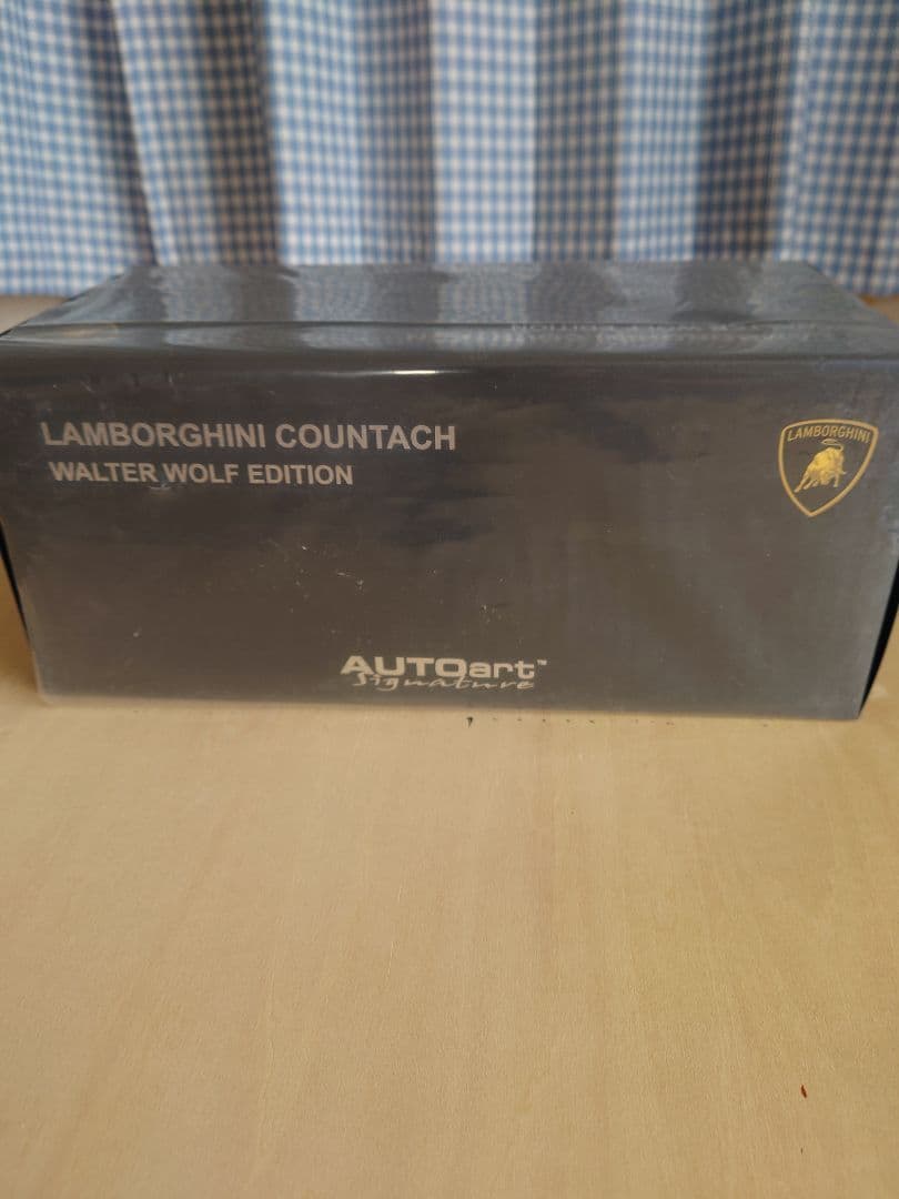 バ*ー様 AUTOart 1/18 ランボルギーニ カウンタック ウォルターウル