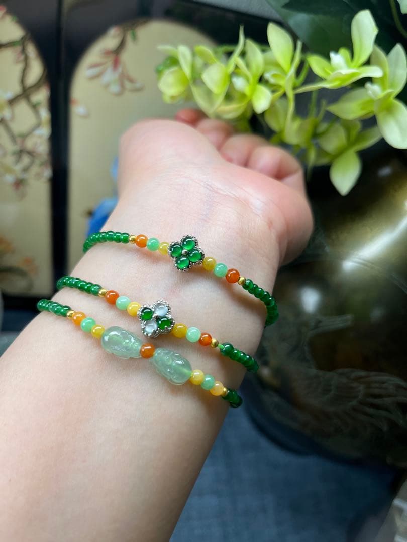 新入荷❣️貴重‼️18kビーズ入り、ロウカン質氷種満陽緑ビーズ&【幸運】四葉草ブレス