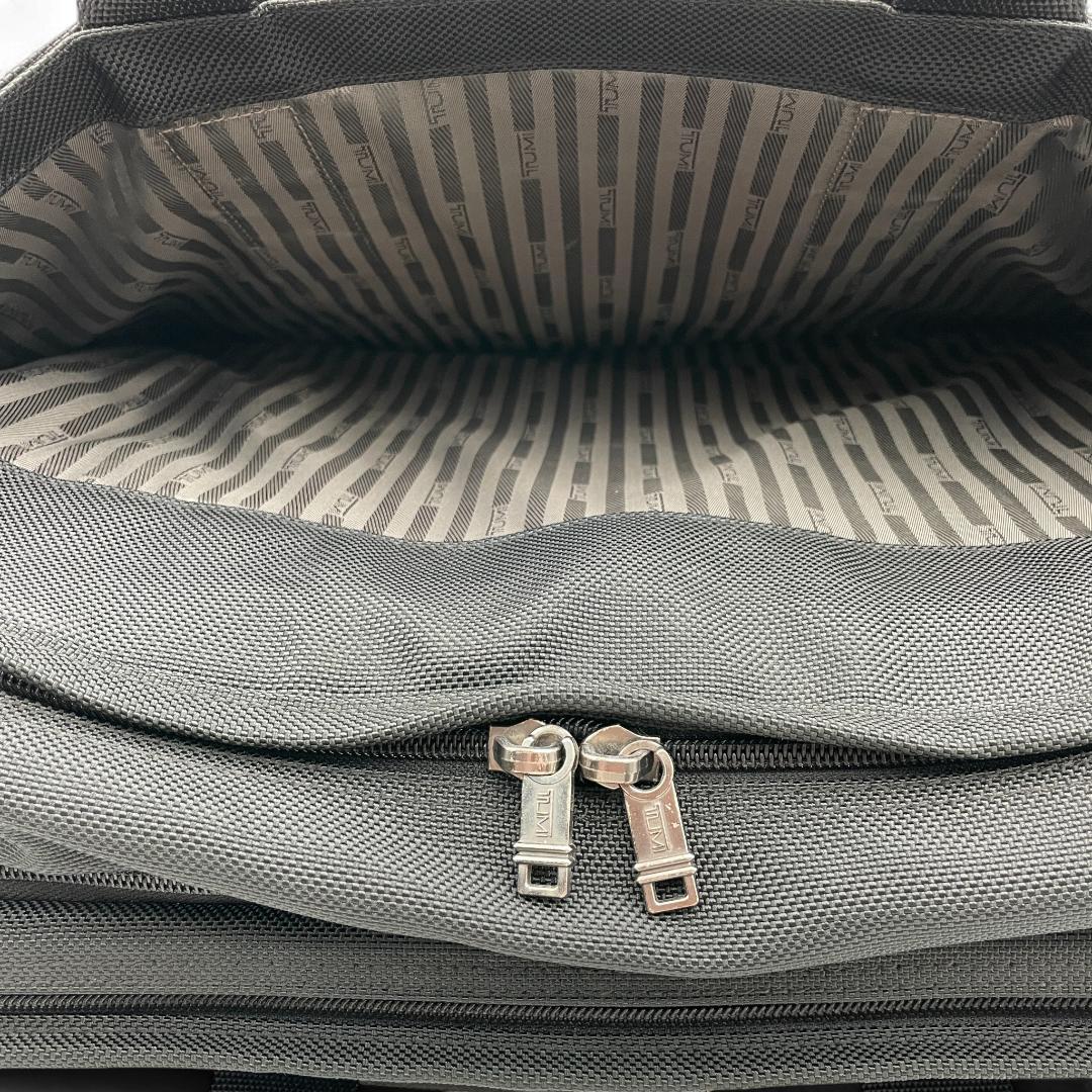 良品 TUMI ビジネスバッグ ナイロン ブラック エクスパンダブル