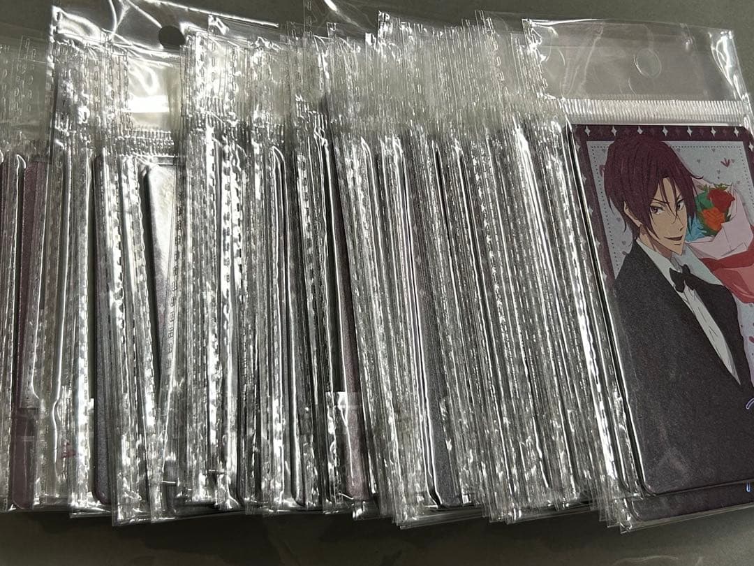 Free! 松岡凛 中国 カード トレカ ホログラム タキシード スーツ