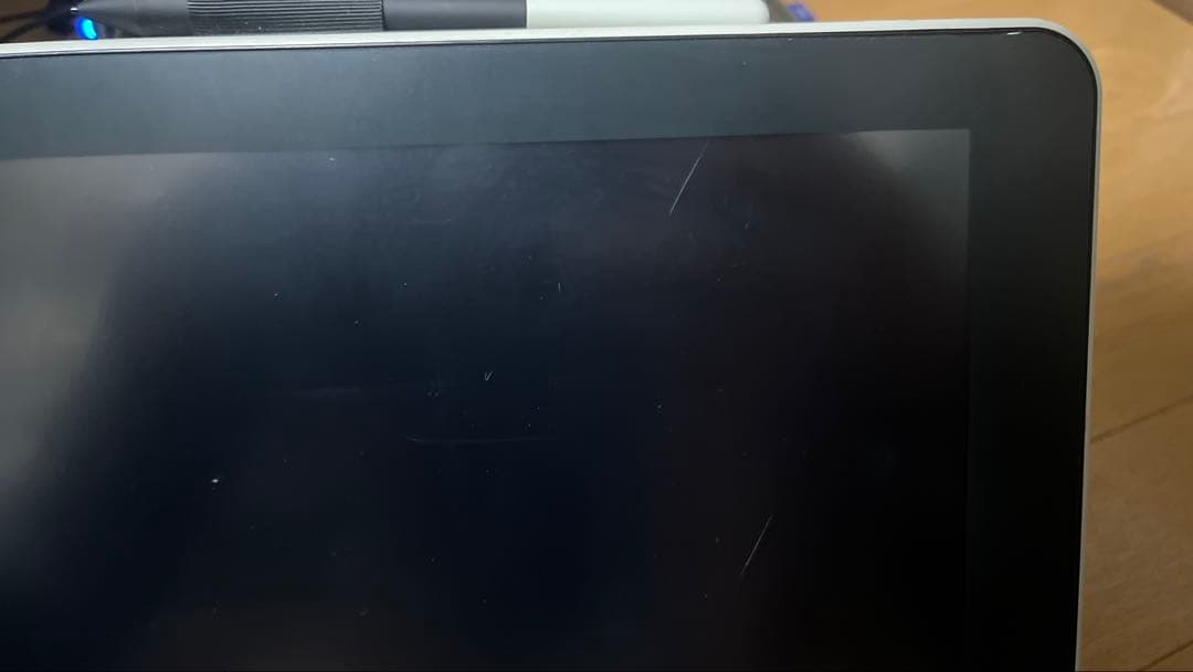 Wacom One DTC133 液晶ペンタブレット　ペン　コード付き