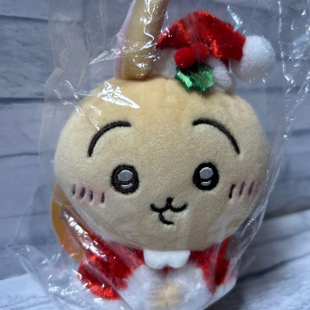 ちいかわ　サンタさんだ！持ちますマスコット うさぎ