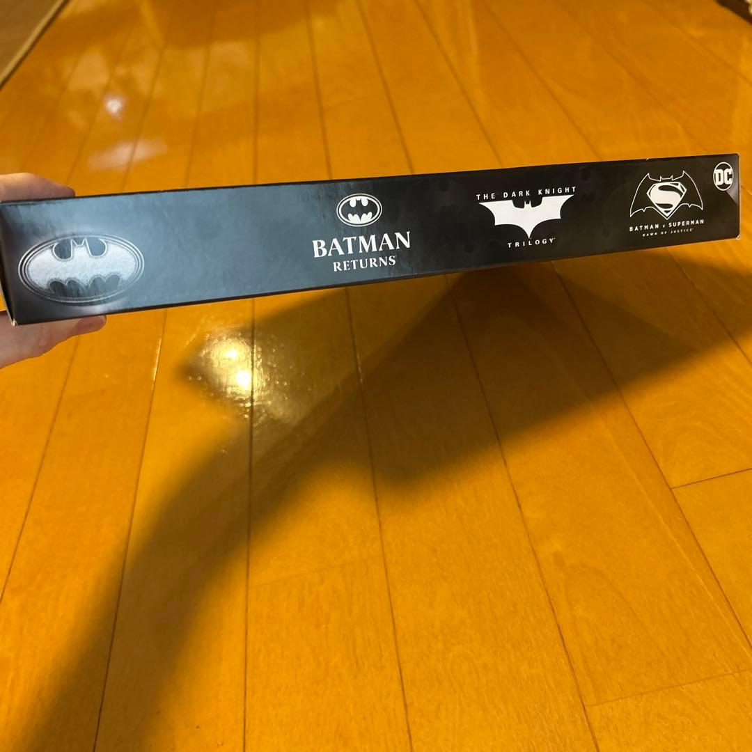 バットマン85周年記念3体ベーシックフィギュアセット　海外限定