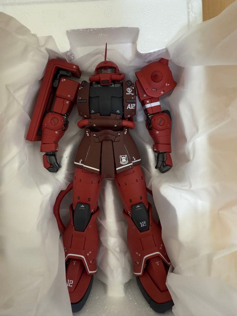 メタルコンポジット MS-06S シャア専用ザク 開封美品