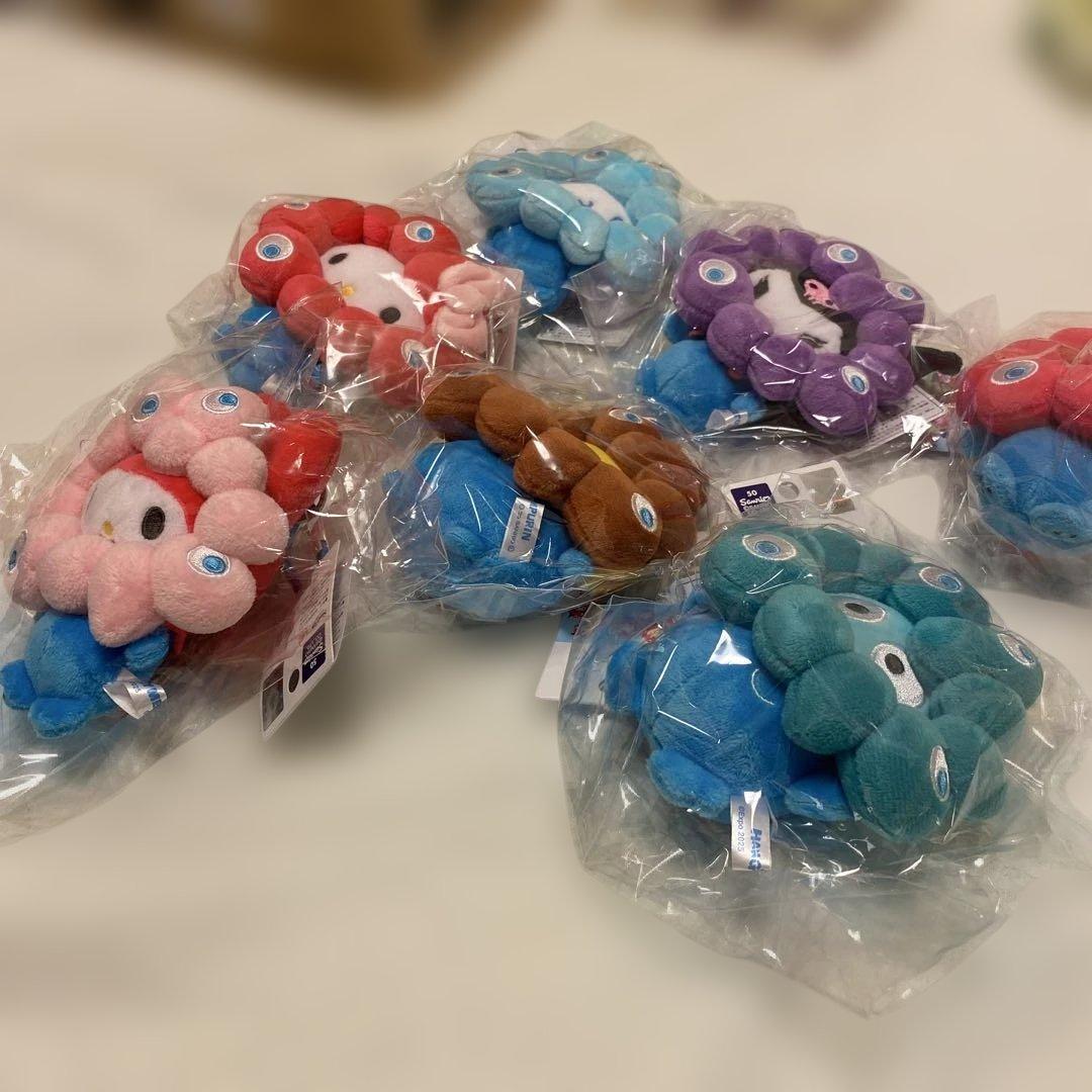 万博　ミャクミャクなりきりぬいぐるみ　サンリオ　7種セット