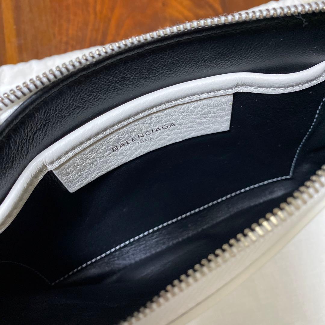 お値下げ！バレンシアガ セカンドバッグ ポーチ 白