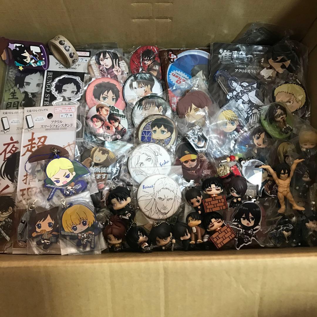 アニメグッズ　大量まとめ売り600点以上