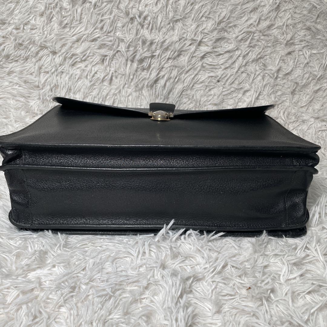 PRADA プラダ　ビジネスバッグ　レザー　ブラック　黒　本革　シボ革