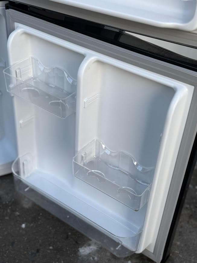 エスキュービズム 2ドア冷蔵庫 2016年 キッチン 家電 黒色 大阪市