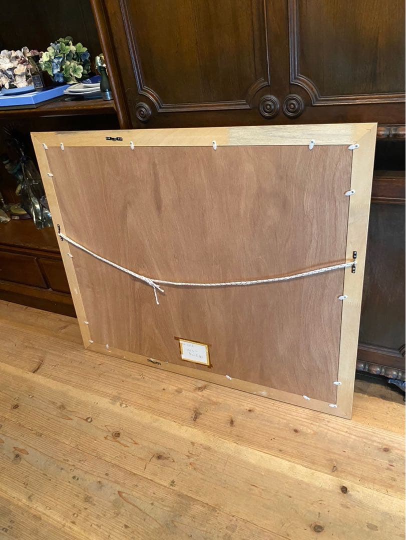 ベルナール カトラン 赤いテーブル 花束