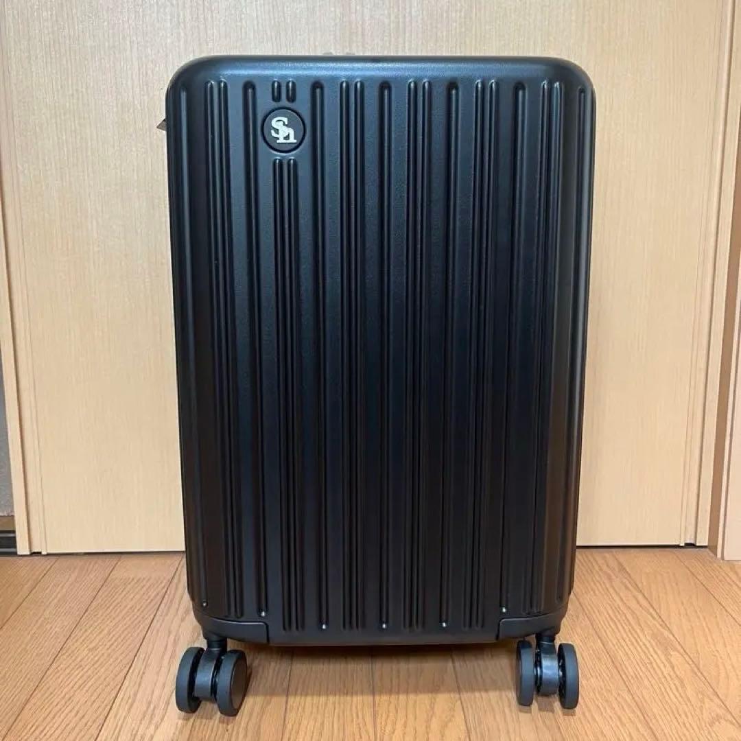 ソフトバンクホークス キャリーケース 黒 機内持ち込みサイズ