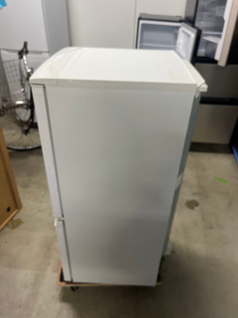 SHARP 2020年製 137ℓ冷蔵庫 SJ-D14F-W T