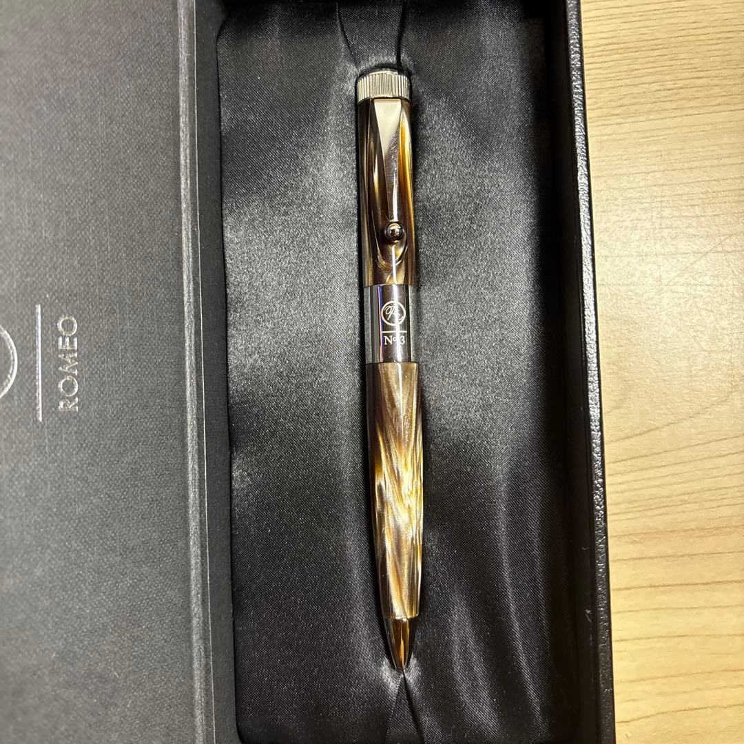 ロメオ 伊東屋 ROMEO Ｎｏ．３ボールペン 太軸 イタリアングレー?