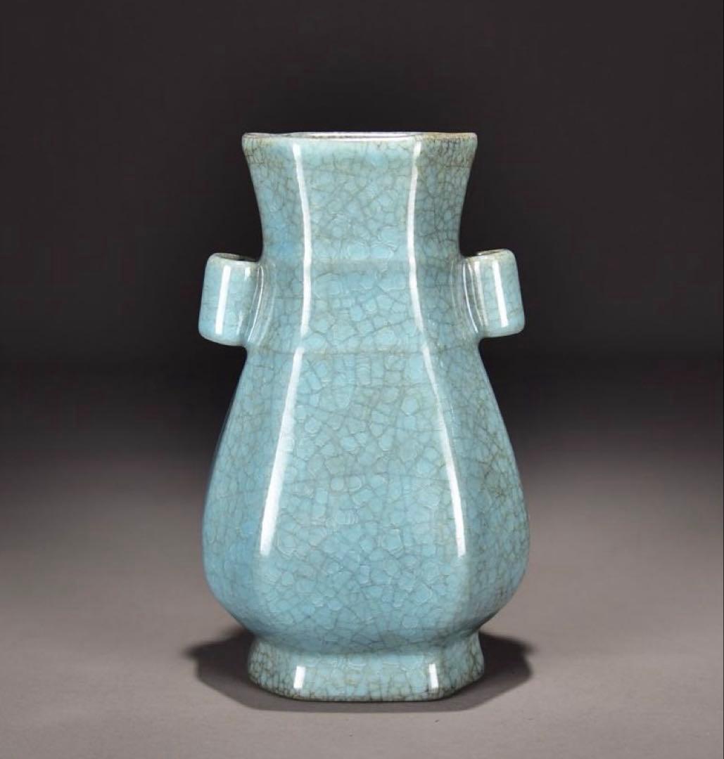 中国古美術　四大名窯 宋時代　天青釉 ヒビ貫入 天藍釉 寧寿宫「貫耳尊」皿汝窯