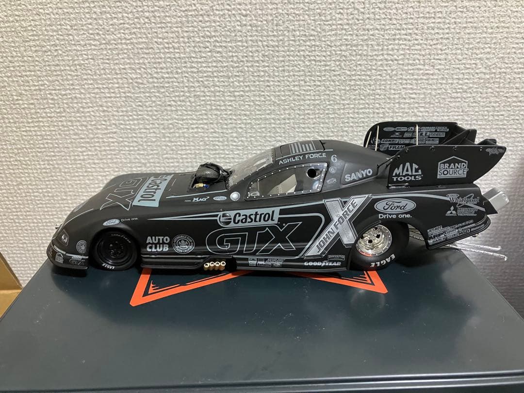1/24 hotwheels ドラッグレース ファニーカー　GTX カストロール
