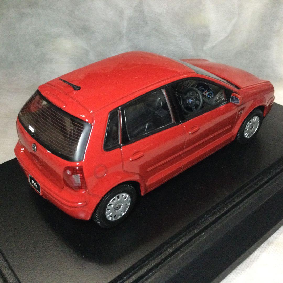 フォルクスワーゲン ポロ 1/24 VOLKSWAGEN DESIGN