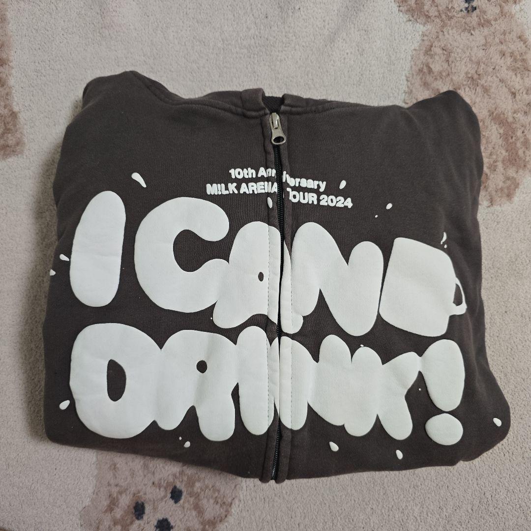 M!LK かわいすぎジップパーカー